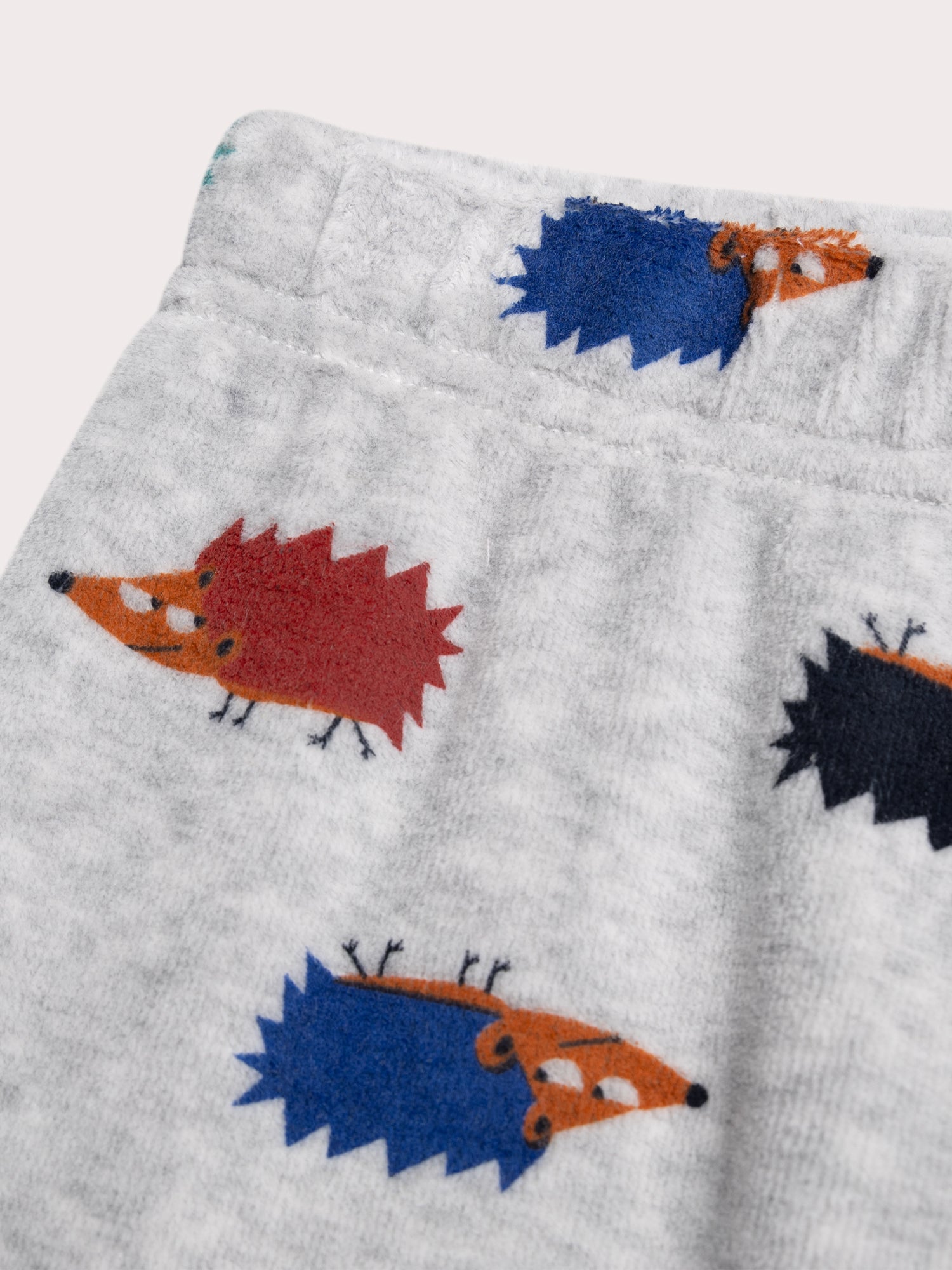 Pijama de ouriço para menino