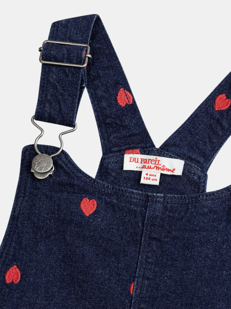 Vestido-salopette azul em denim com bordados de coração para meninas