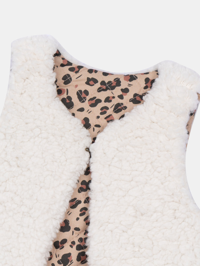 Gilet sans manches réversible écru et imprimé léopard pour bébé fille