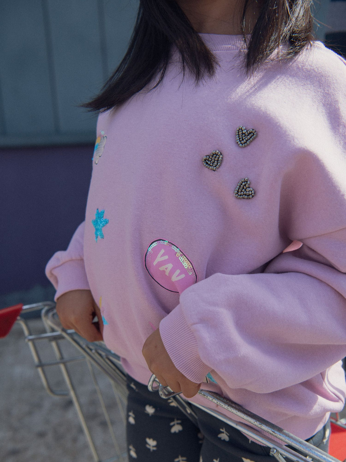 Sweatshirt rosa com animações de fantasia