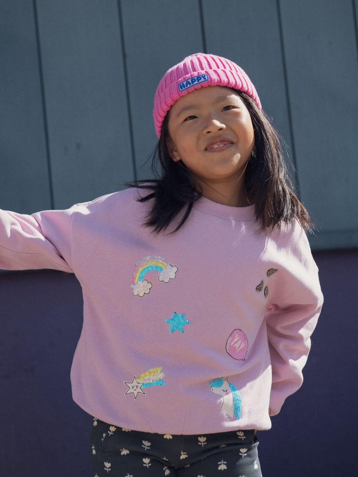 Sweatshirt rosa com animações de fantasia
