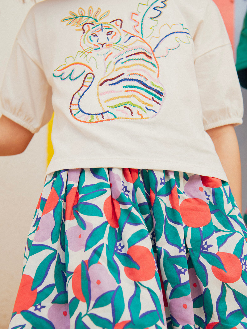 T-shirt ecru com bordado de tigre para meninas