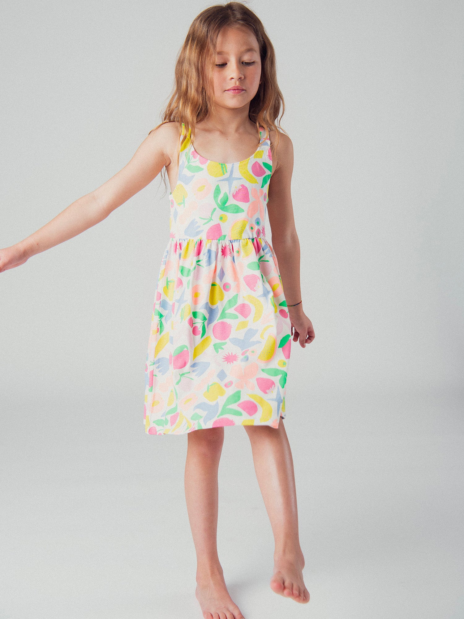 Robe à bretelles imprimé fruits multicolores pour fille