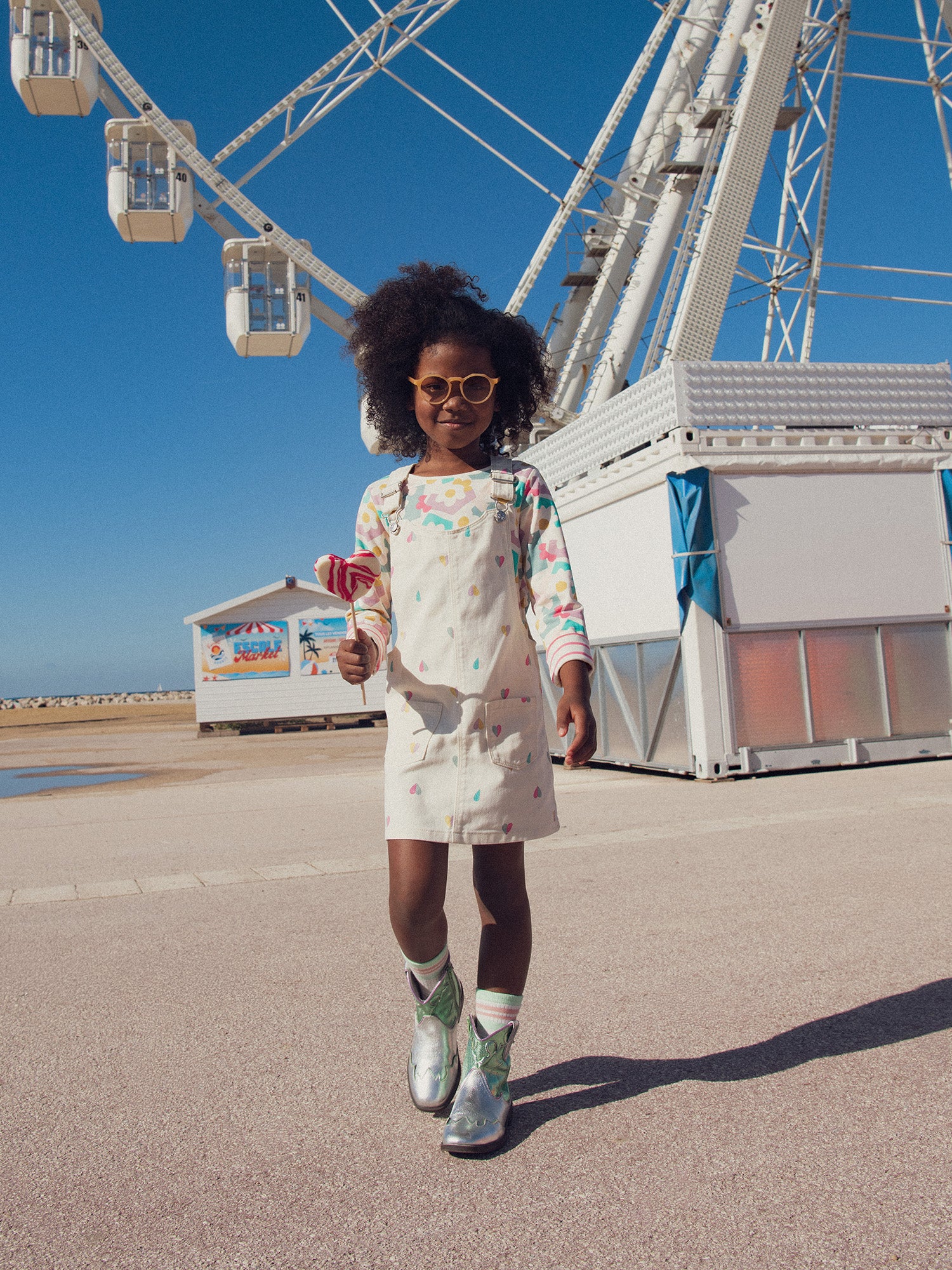 Robe-salopette imprimé coeur pour fille