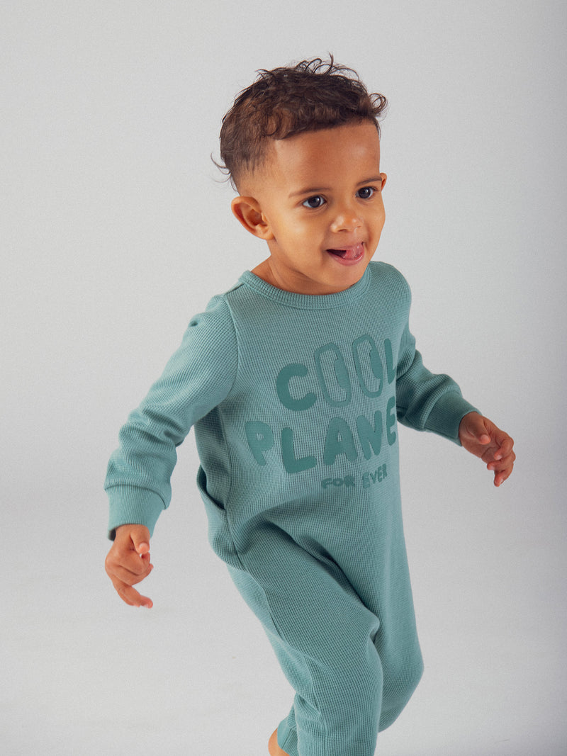 Pijama verde "Good Vibes" em malha texturizada para bebé rapaz