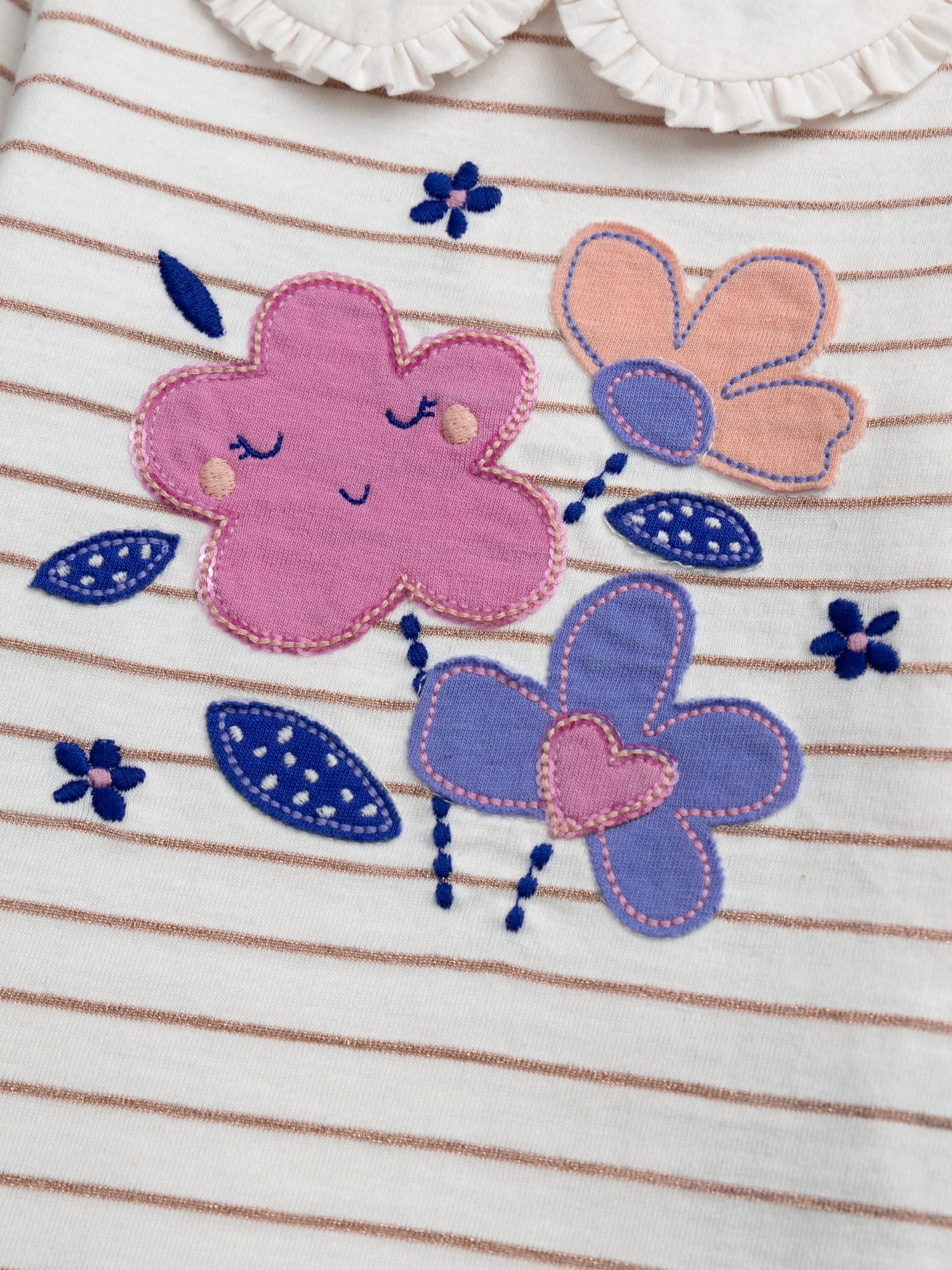 Brassiere flores para bebé menina