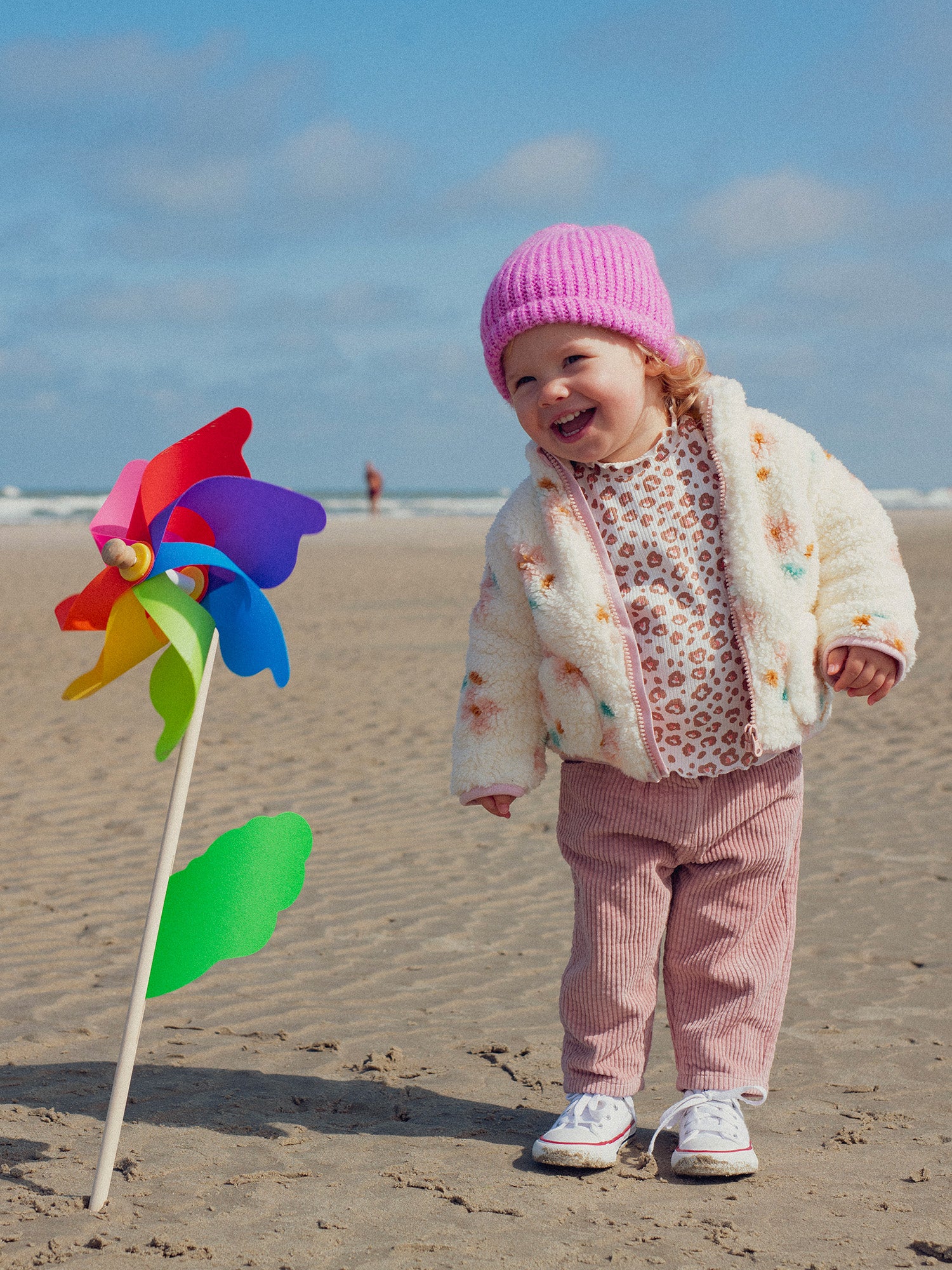 Bonnet violet pailleté pour bébé fille