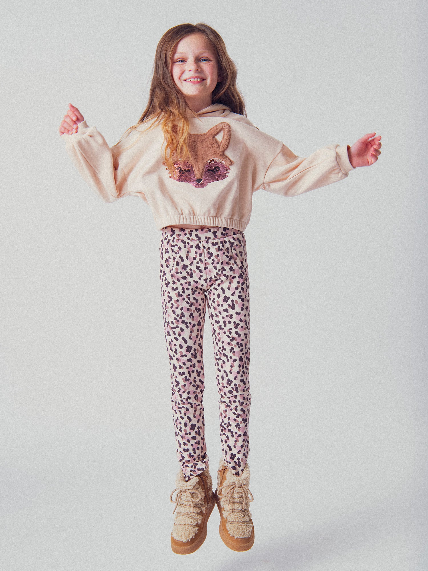 Pantalon molleton imprimé tacheté