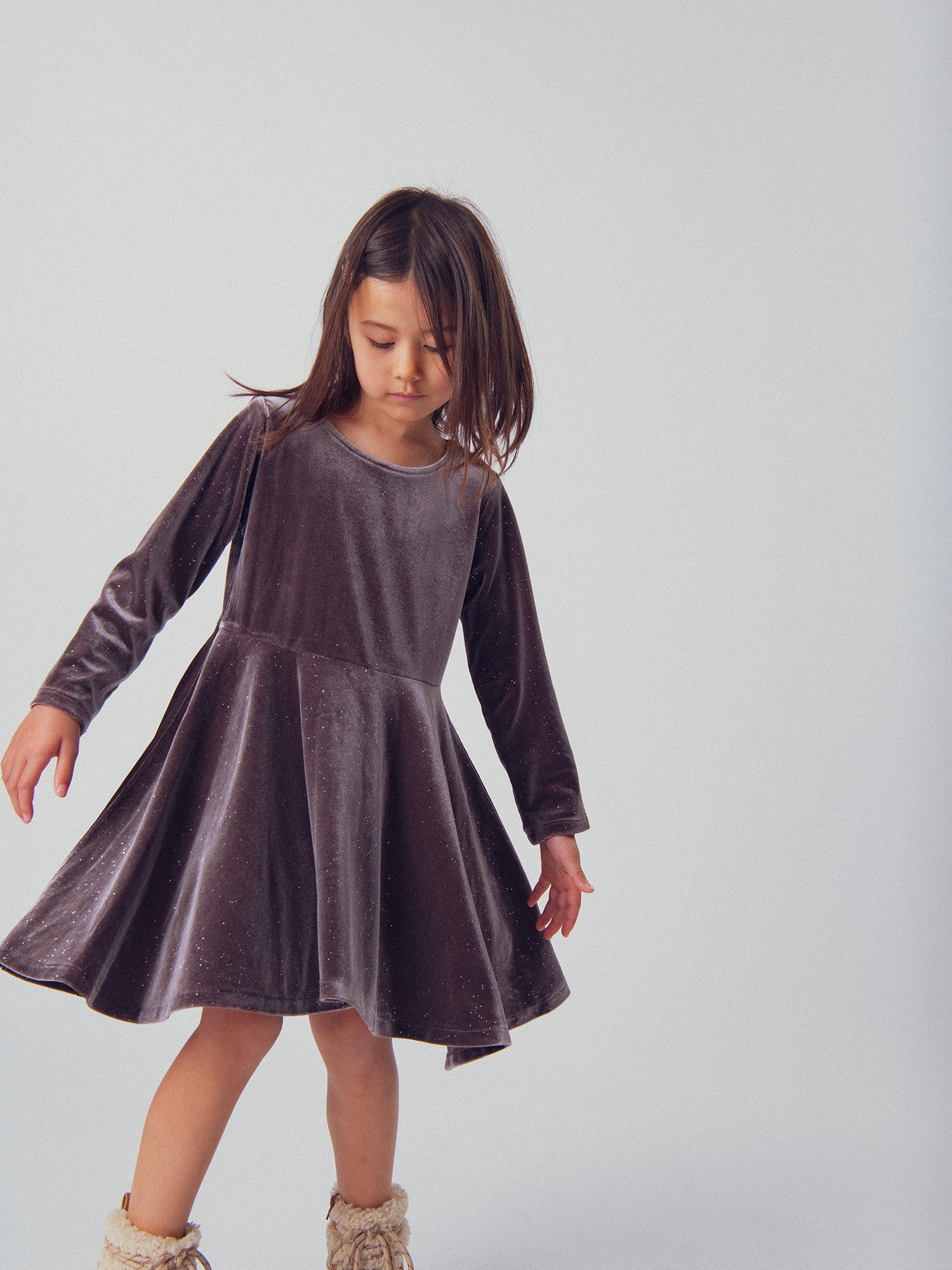 Robe en velours lisse pailleté