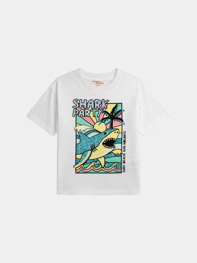 T-Shirt Branca com Animação de Tubarão para Menino