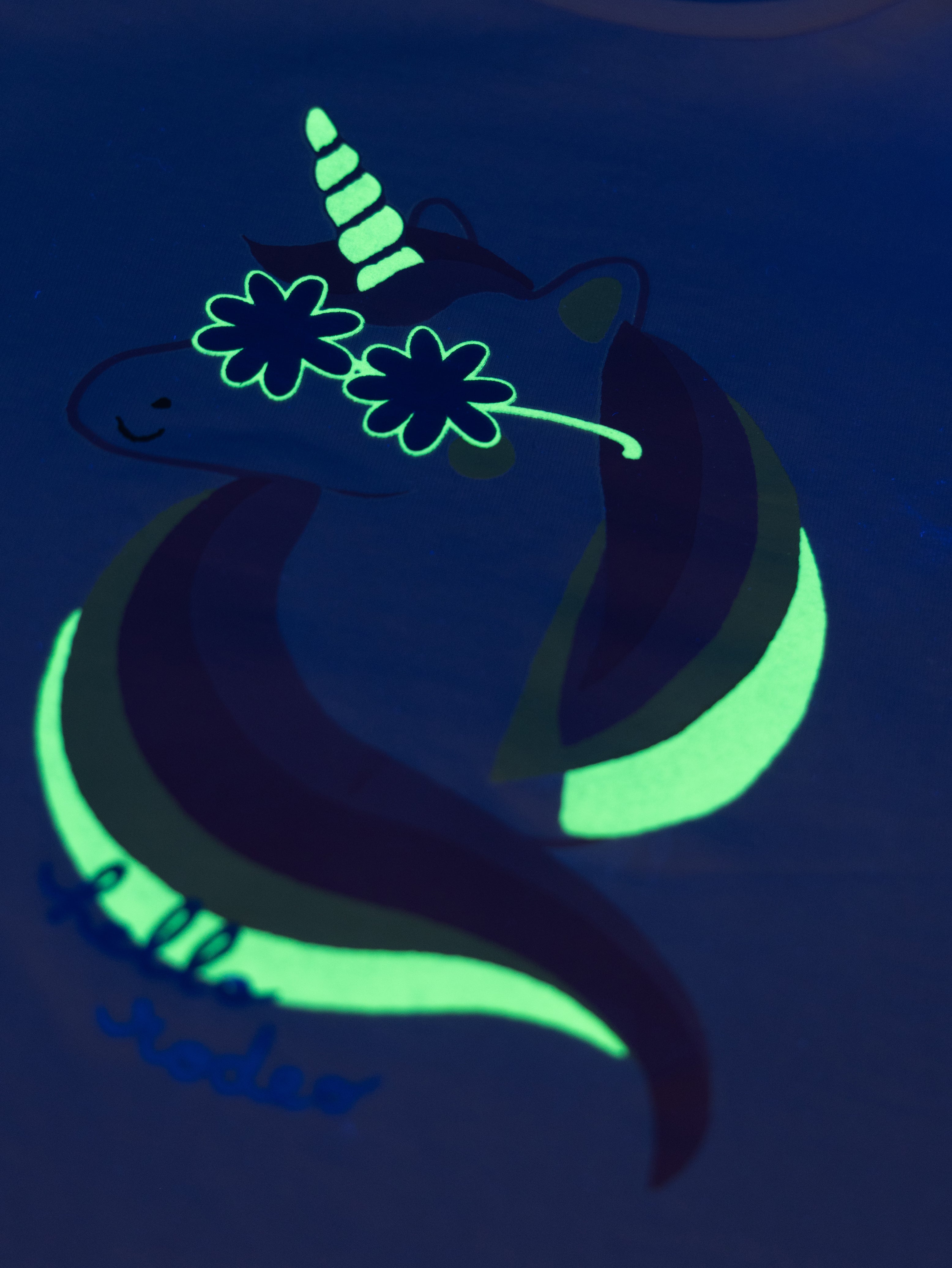 Pyjama long phosphorescent  rose poudré à motif licorne pour enfant fille