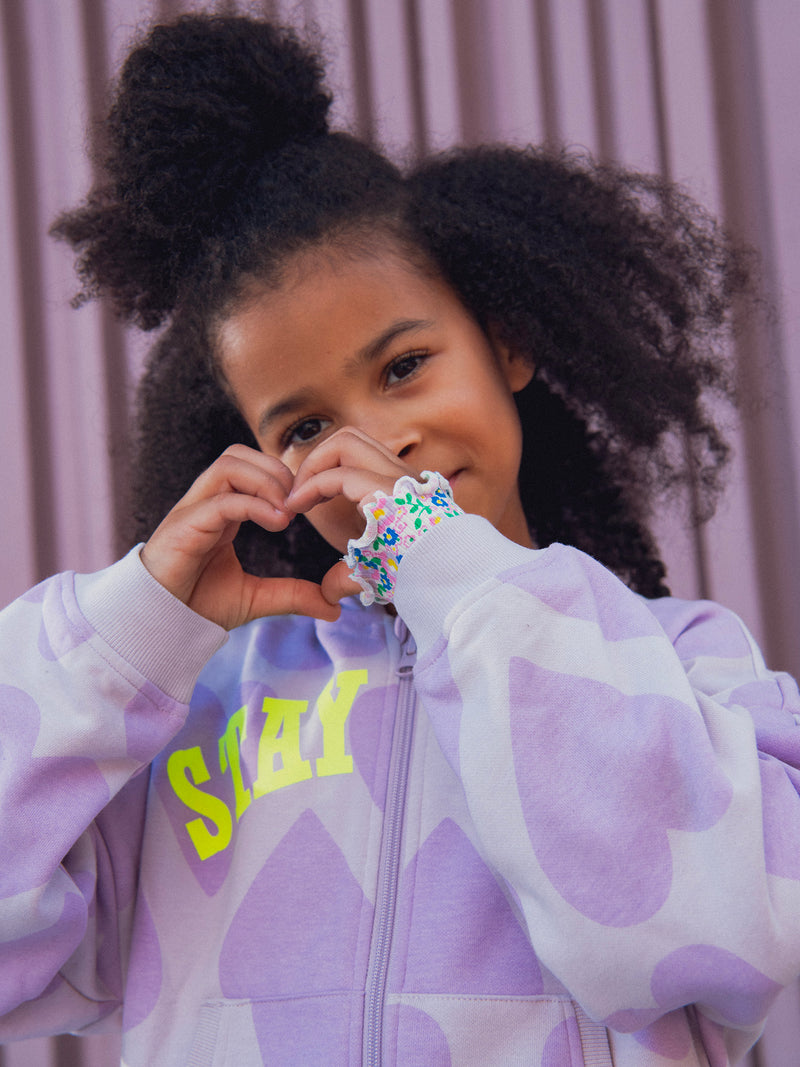 Top de jogging roxo com estampado de coração para meninas