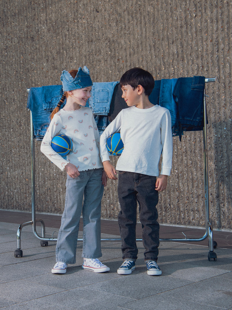 Jeans em denim cinzento para rapazes