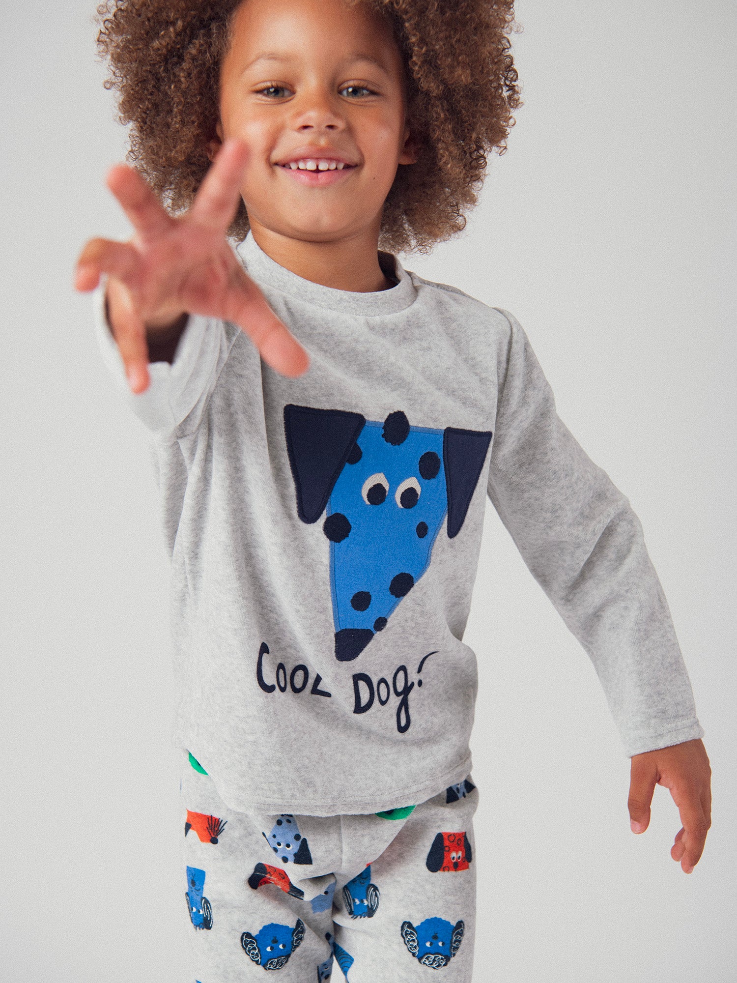 Pijama de 2 peças em cinzento melange 'Cool Dog' para menino