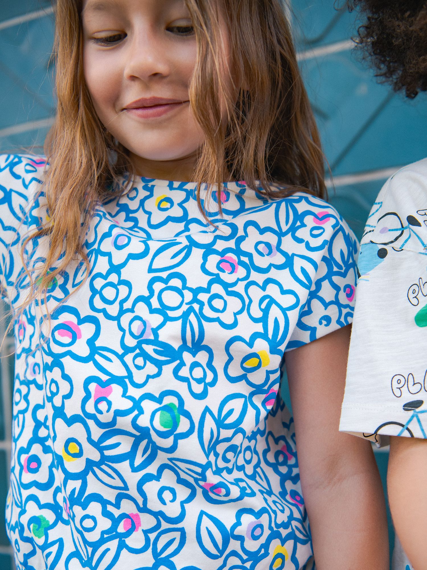 T-shirt écru à imprimé floral pour fille