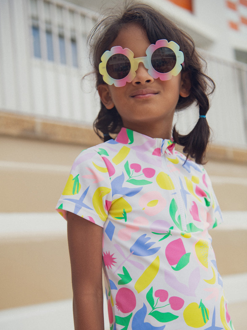 Conjunto de banho UPF 50+ 2 peças com estampado colorido para menina