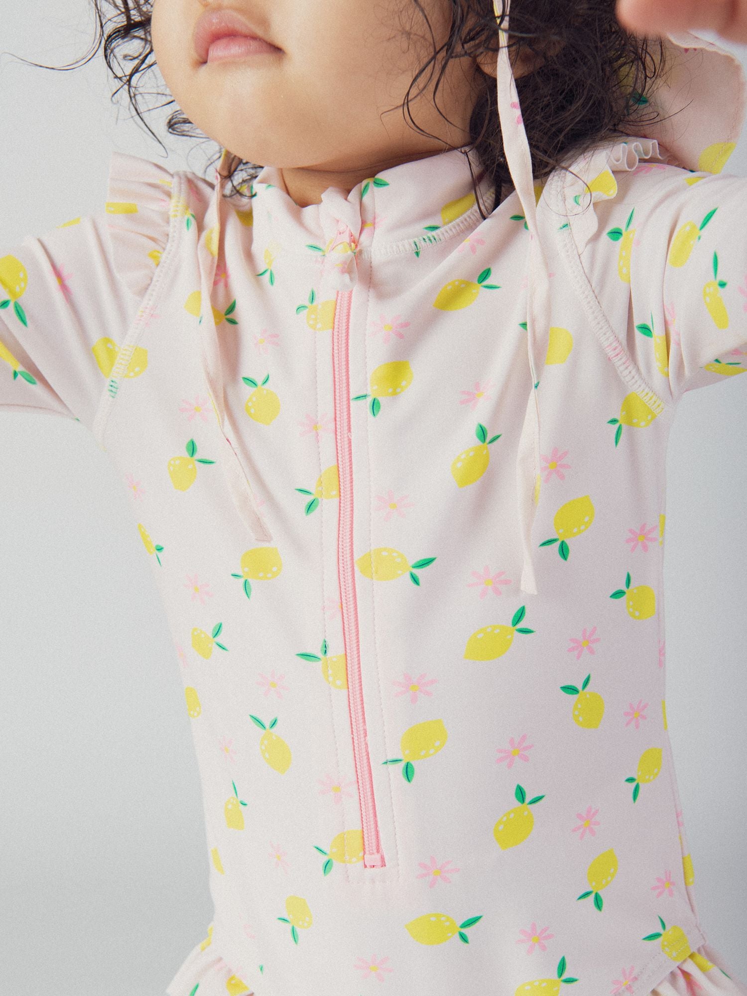 Fato de banho UPF 50+ com estampa de limões para meninas bebé