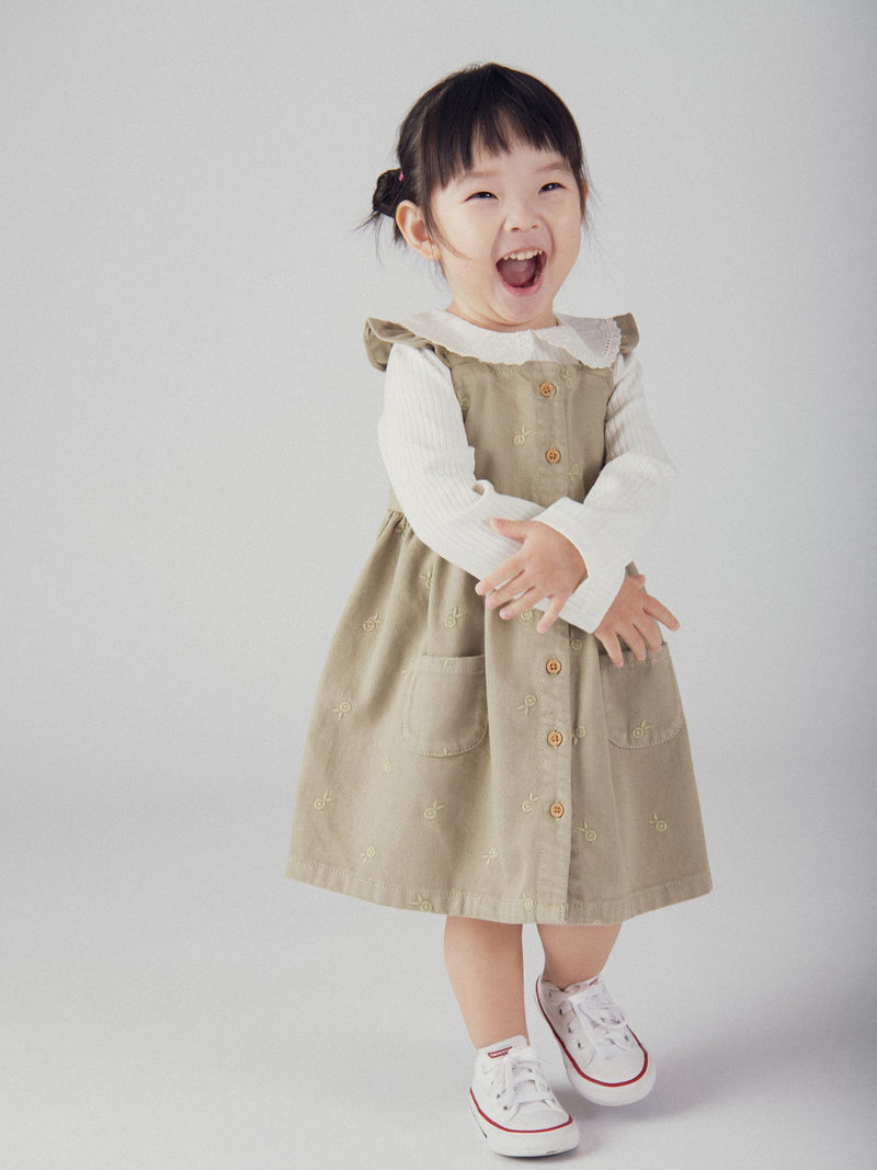 Vestido salopete com bordados de flores para bebé menina