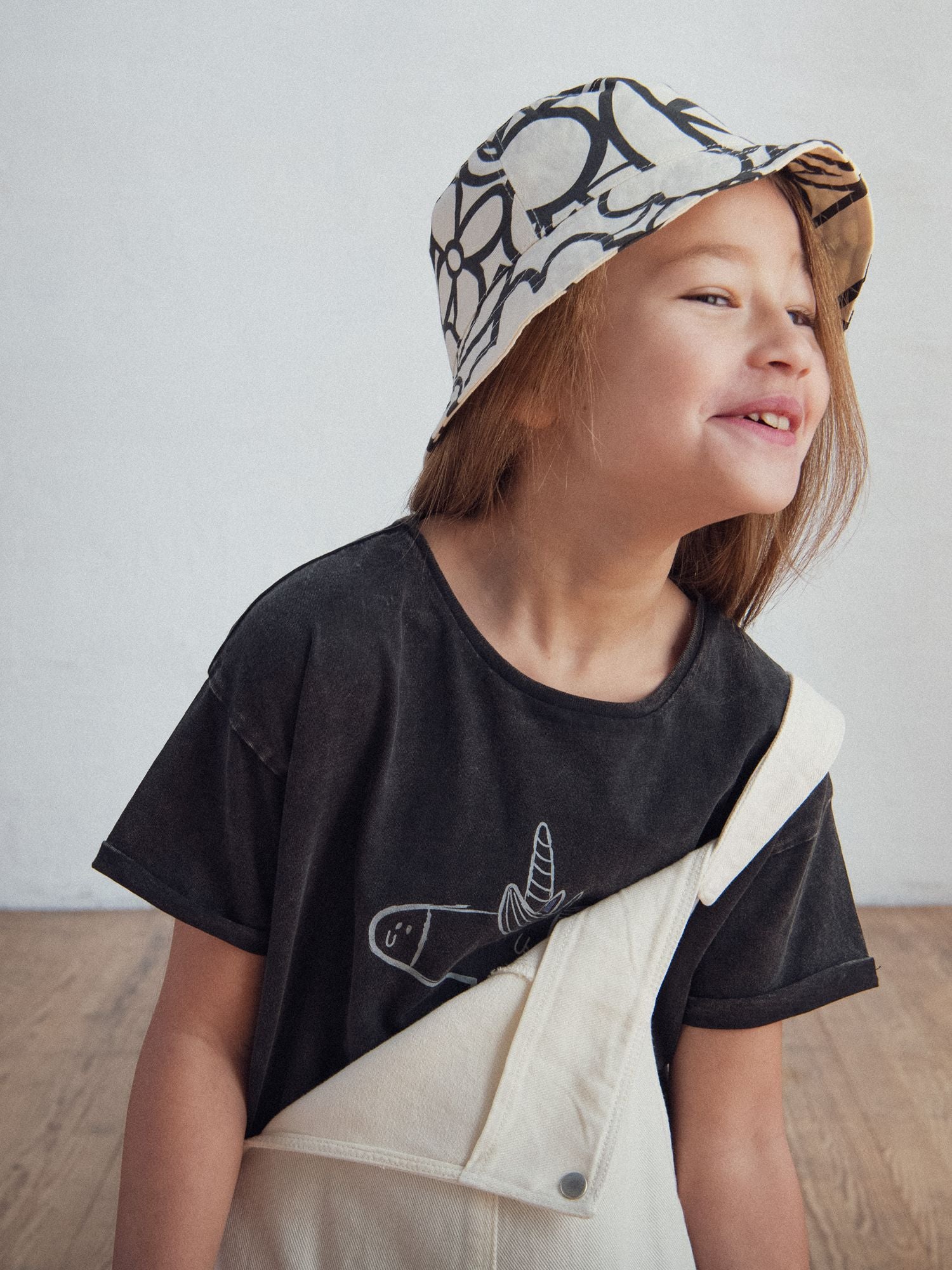 Bob imprimé noir et blanc mixte