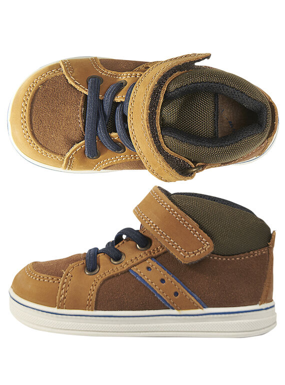 Sapatilhas elásticas crosta de couro camel bebé menino GBGBASELA / 19WK38I3D3F804