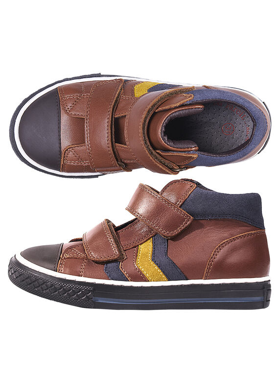 Sapatilhas couro camel criança menino GGBASNEHIL / 19WK36IFD3F804