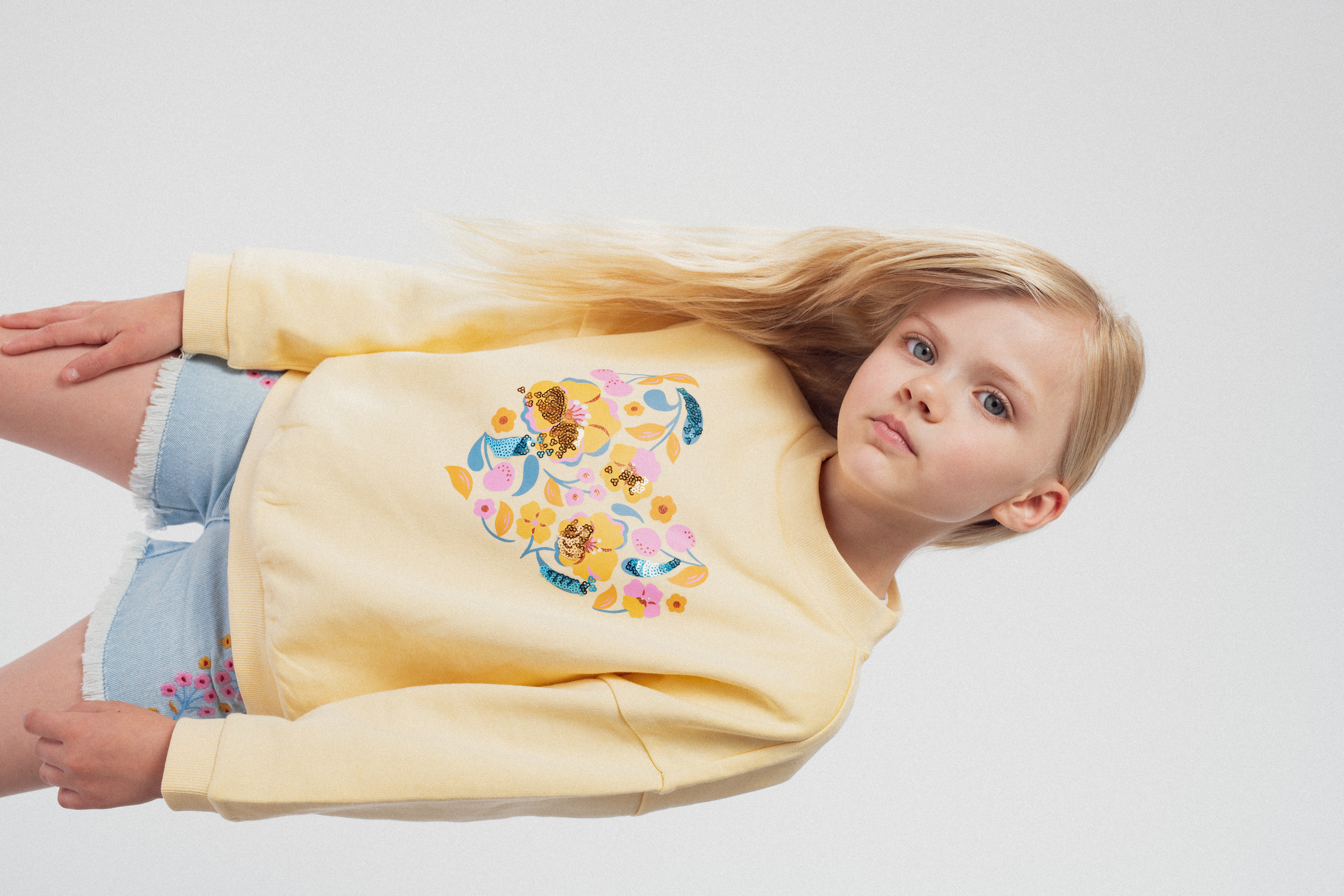 Light yellow SWEAT SHIRT